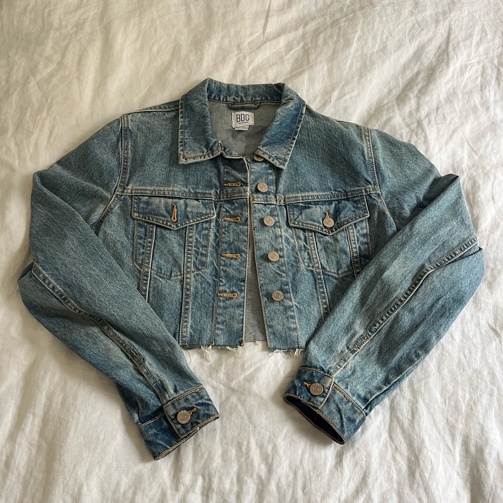 BDG Cropped Denim Jacket